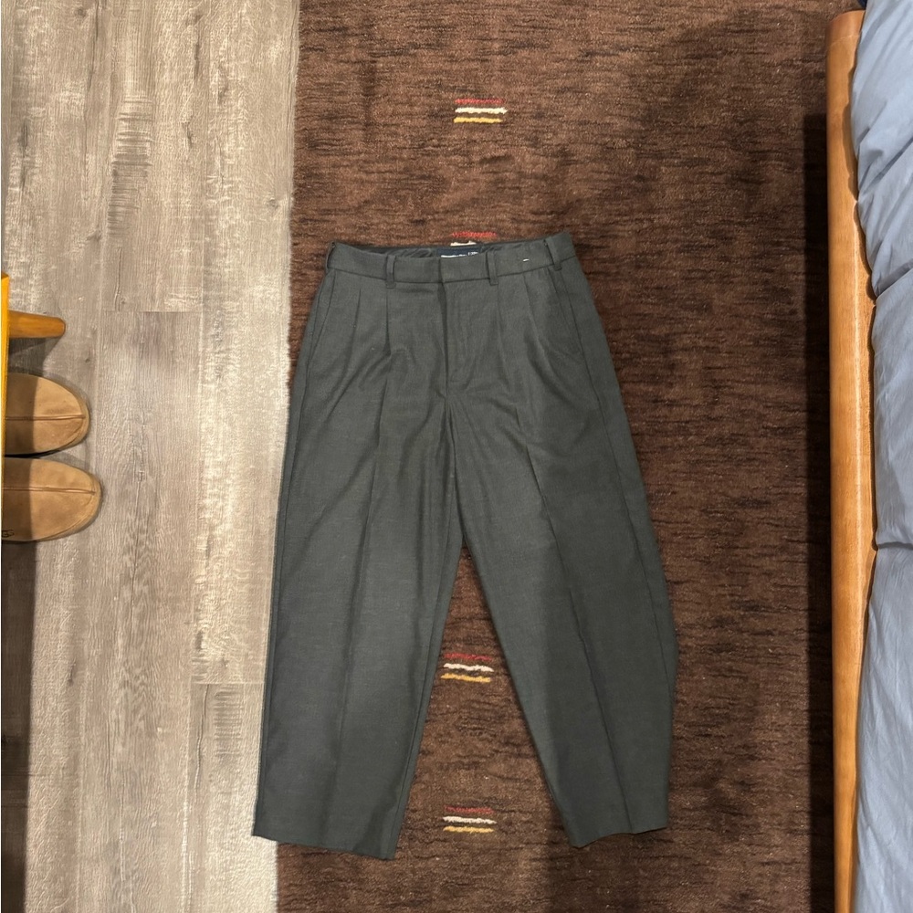 Abercrombie & Fitch Men's Charcoal Dress Pants